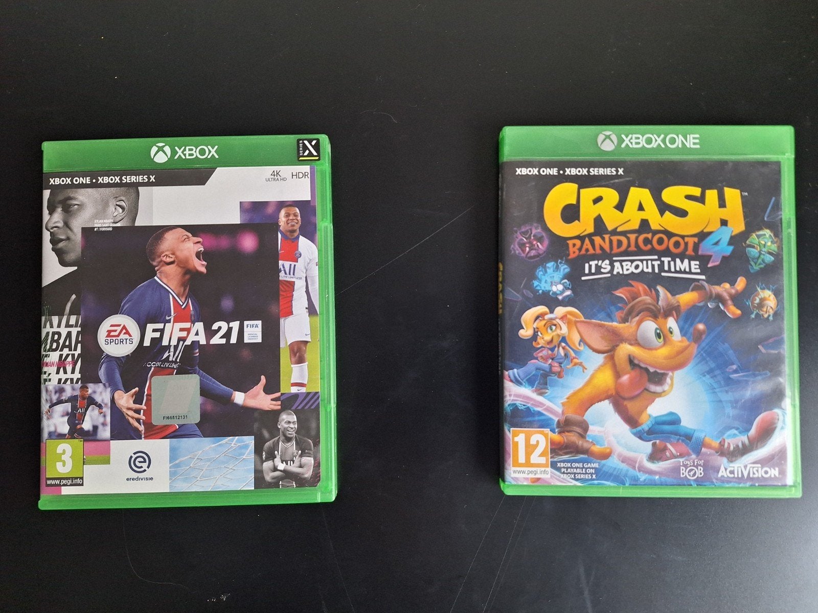 FIFA 21 en Crash Bandicoot 4 voor Xbox One/Series X, Spelcomputers en Games, Ophalen of Verzenden, Zo goed als nieuw