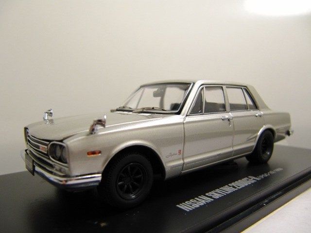 Nissan Skyline C10 2000GT-R 4 doors PGC110 1:43 kyosho, Ophalen of Verzenden, Nieuw, Auto, Kyosho
