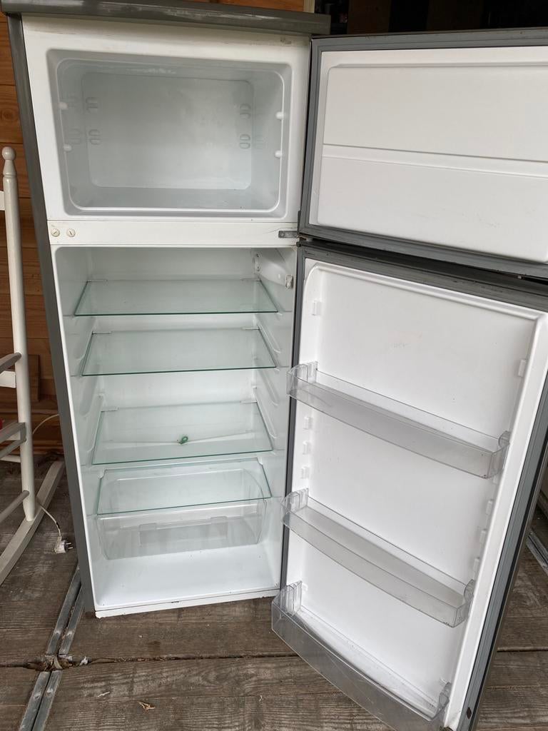 Zanussi koelvriescombinatie, Ophalen, Gebruikt, 200 liter of meer, Met aparte vriezer
