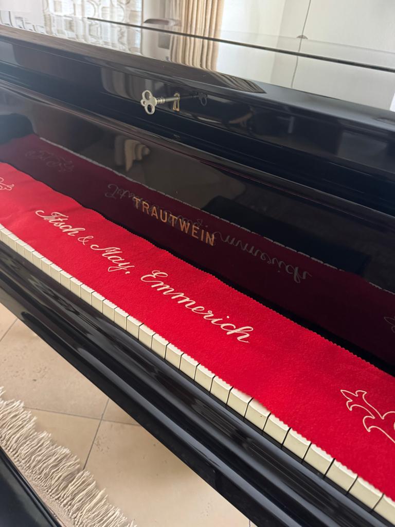 Trautwein Vleugel Hoogglans Zwart, Muziek en Instrumenten, Piano's, Ophalen, Zwart, Zo goed als nieuw, Hoogglans