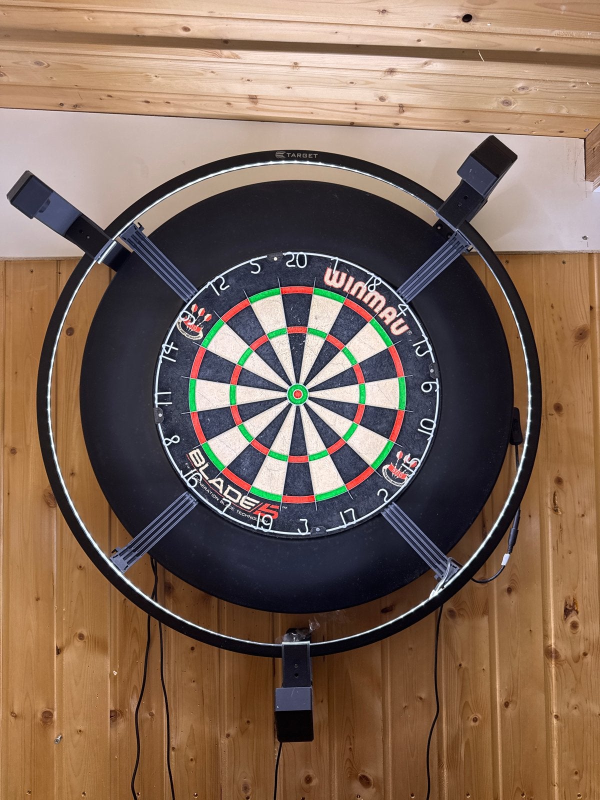 Automatisch dartscore systeem met Target Corona Vision, Ophalen of Verzenden, Zo goed als nieuw, Dartbord, Elektronisch