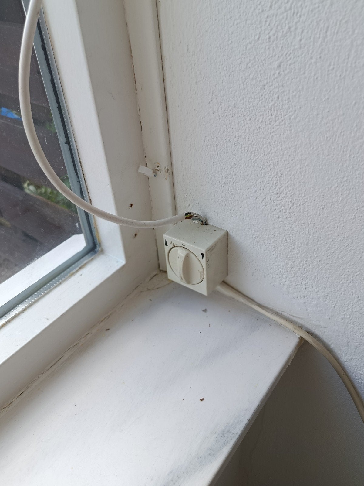 Elektrisch knikarmscherm - 450 cm breed, 300 cm uitval, Gebruikt, 450 cm of meer, Elektrisch, Ophalen of Verzenden