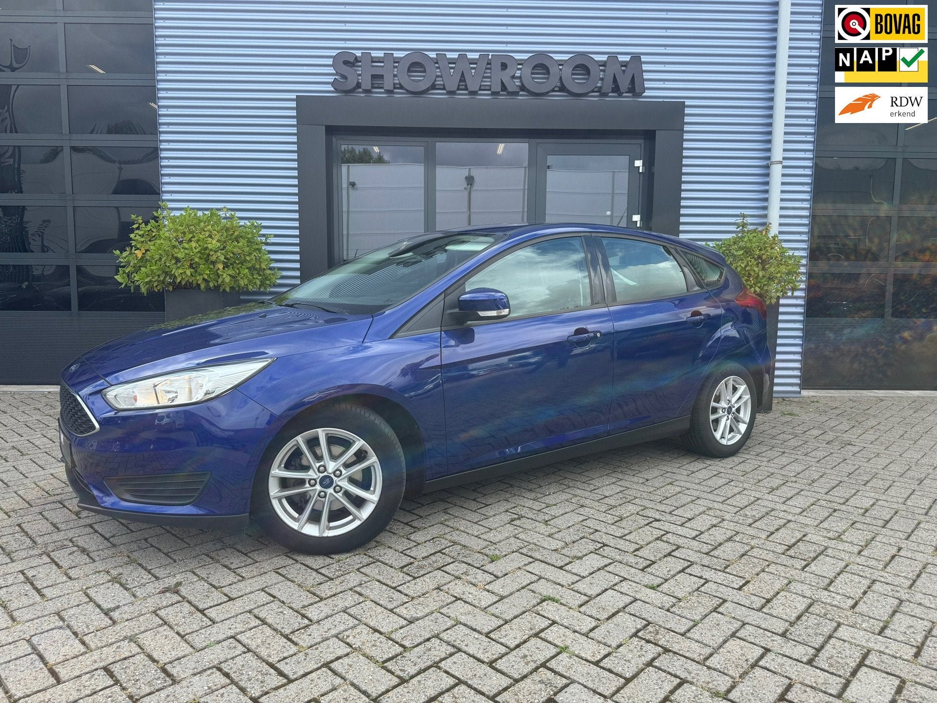 Ford Focus 1.0 Trend Edition NAVI|PDC|AIRCO|CRUISE|LM-VELGEN, Gebruikt, Bedrijf, Handgeschakeld, 999 cc