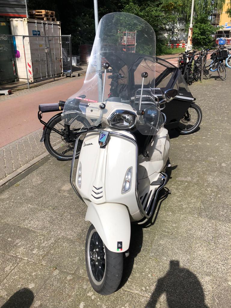 Vespa sprint brom, Fietsen en Brommers, Scooters | Vespa, Ophalen