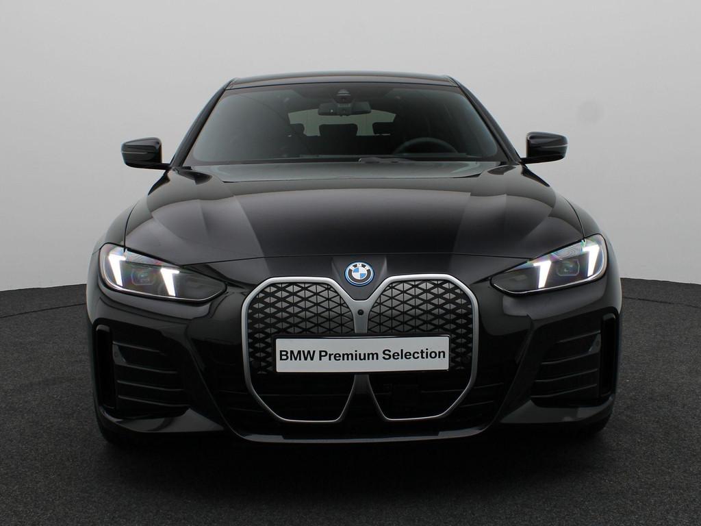 BMW i4 eDrive35 M Sportpakket | M Sport Edition | Innovation, Auto's, BMW, Adaptive Cruise Control, Zwart, Met garantie (alle)