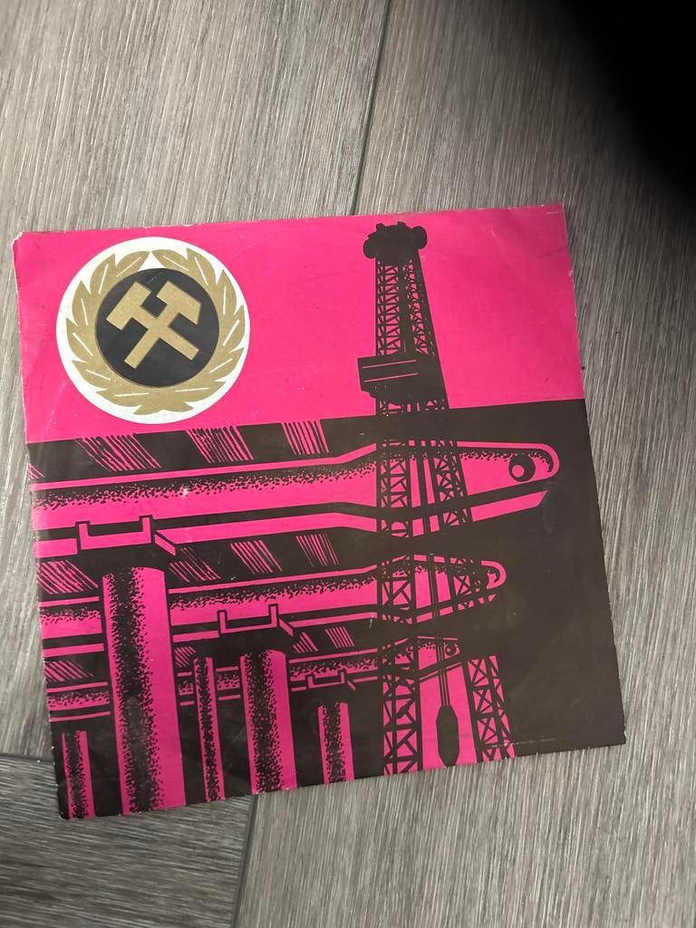 Hongaarse Mijnwerkersliederen EP - Vintage Vinyl 1976, EP, Ophalen of Verzenden, Gebruikt, 7 inch