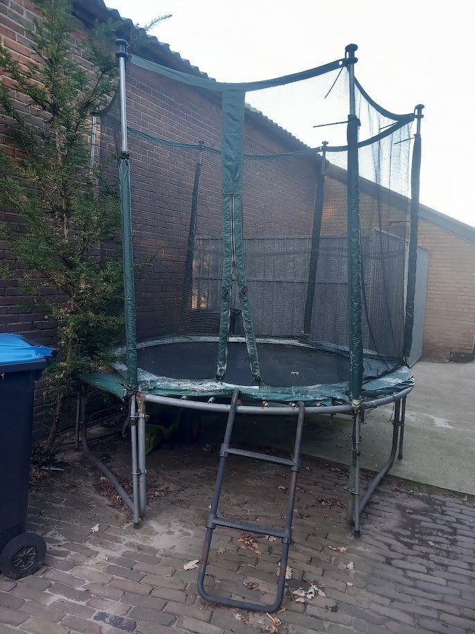 Gratis trampoline, Ophalen, Gebruikt