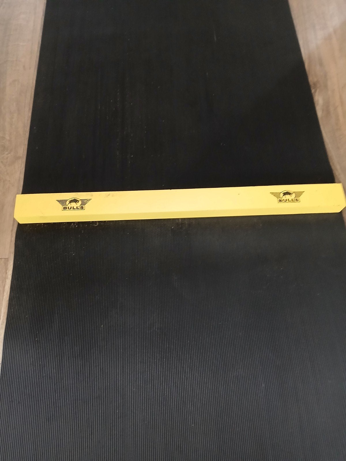 Bull's rubber dartmat + oche 300 x 90, Ophalen of Verzenden, Zo goed als nieuw, Overige typen