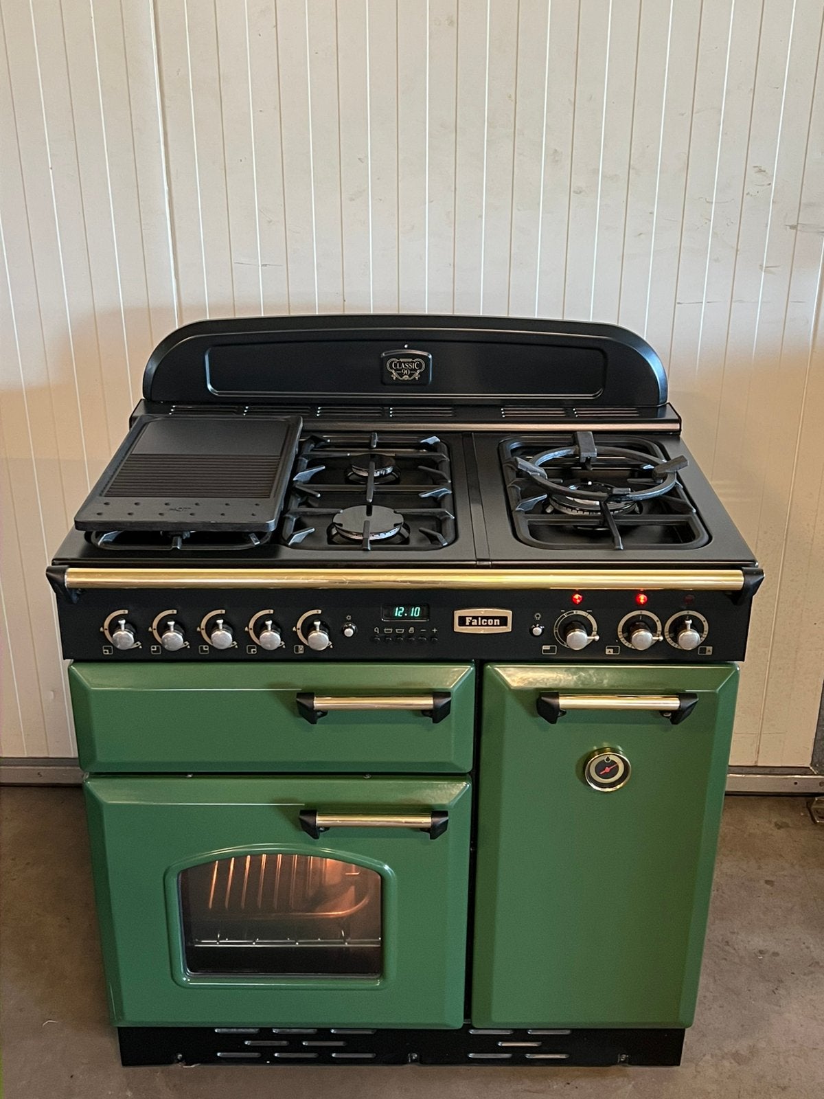 Luxe Falcon Classic fornuis groen/messing - 90cm, Ophalen of Verzenden