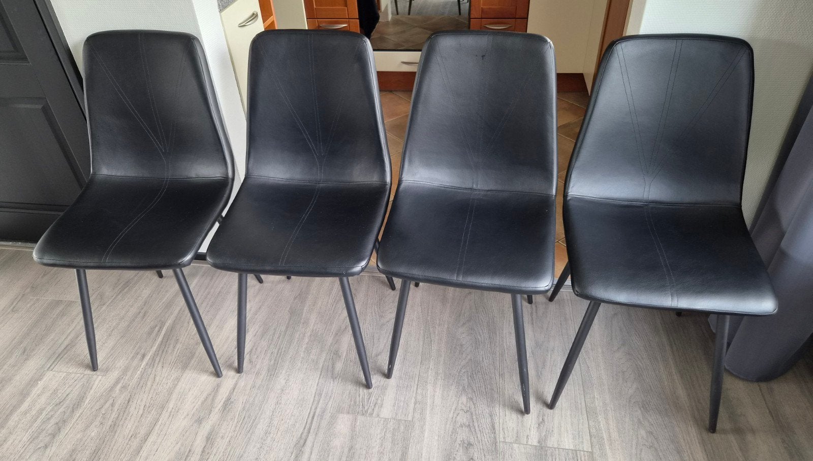 5 zwarte stoelen gratis af te halen, Ophalen, Gebruikt, Zwart