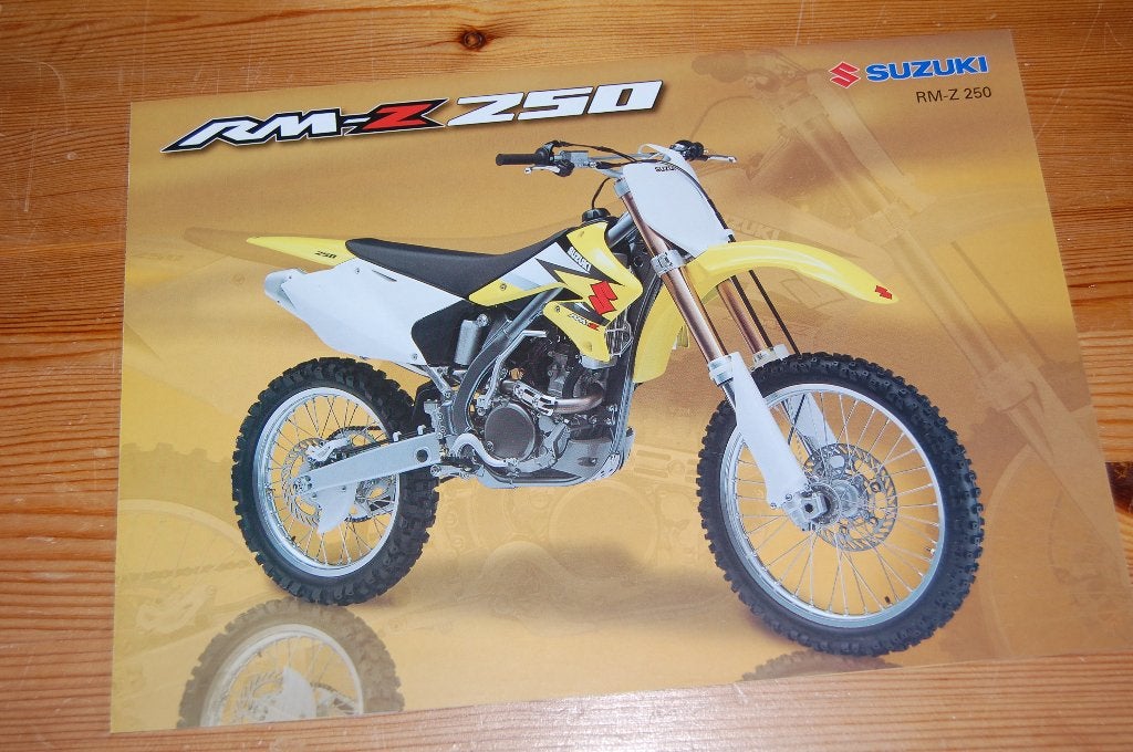 Suzuki RM-Z250 uitgave 09-2003, Ophalen of Verzenden, Suzuki