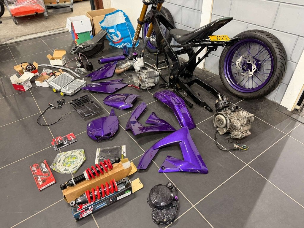 Rieju MRX Bromfiets onderdelen project, Ophalen of Verzenden, Niet ingevuld, Niet ingevuld, Niet ingevuld