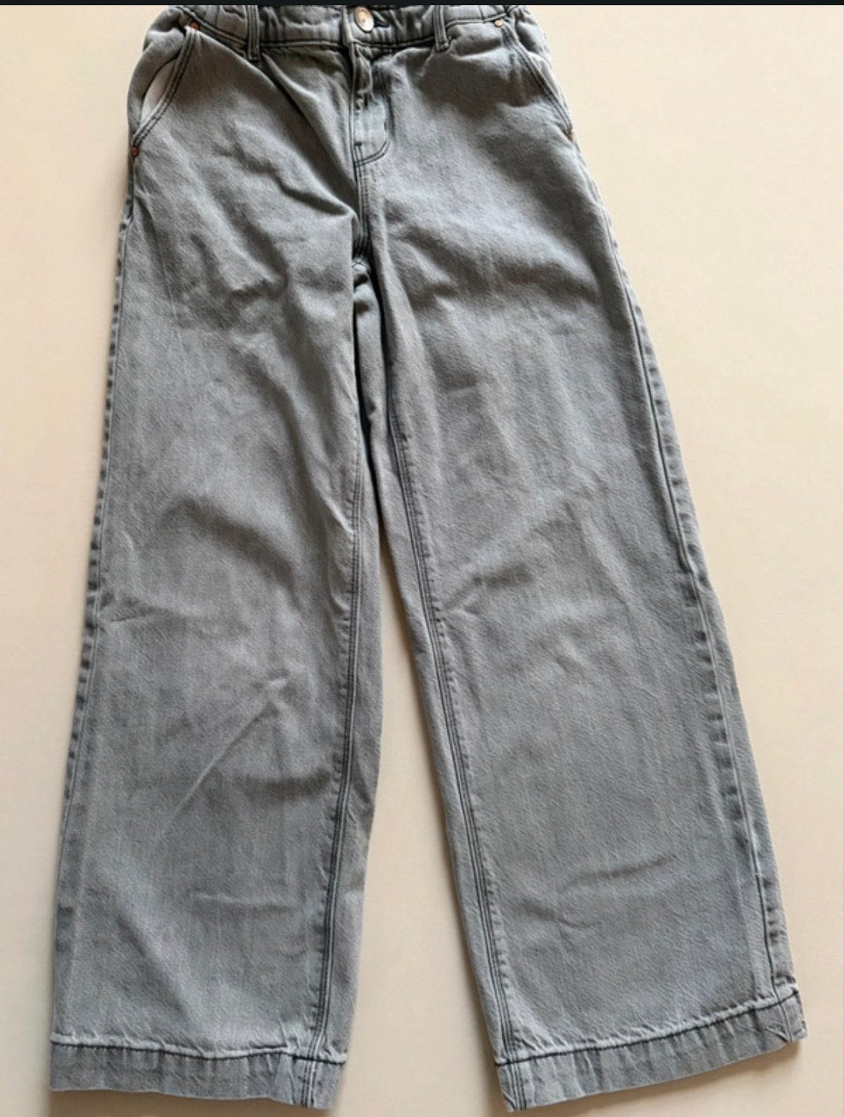 Wide leg jeans grijs maat 134 nette staat, Ophalen of Verzenden, Zo goed als nieuw, Jongen of Meisje, Broek