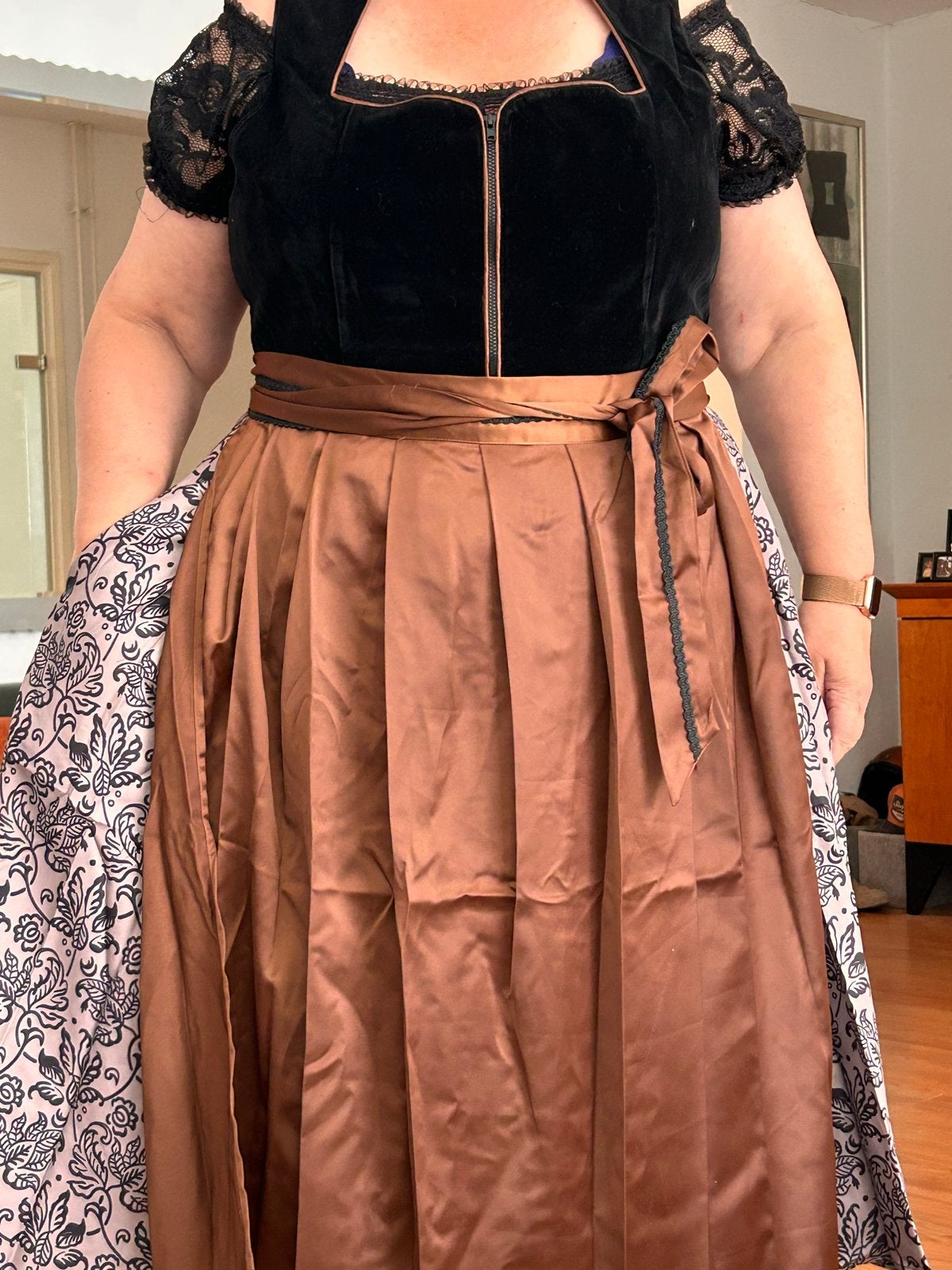 Dirndl jurk met bloemenprint, Verzenden, Zwart, Maat 46/48 (XL) of groter, Nieuw