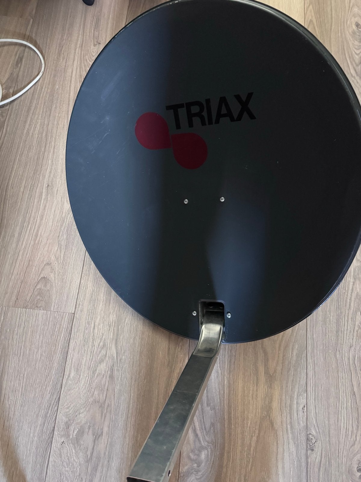 Triax schotelantenne - 60cm - Nieuw, Ophalen of Verzenden, Zo goed als nieuw, (Schotel)antenne, Overige merken