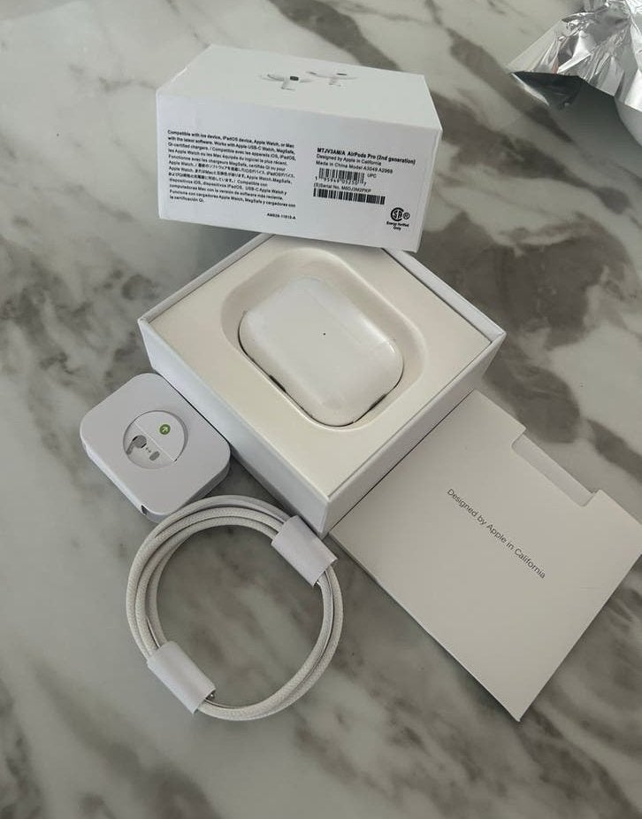 Gloednieuwe Apple AirPods Pro 2 (USB-C) met factuur, Verzenden, Nieuw, Wit, Apple