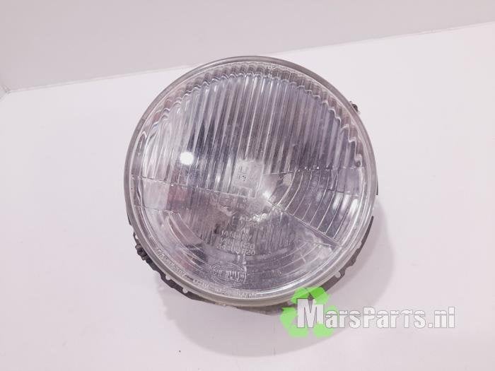 Koplamp links van een Mercedes G-Klasse