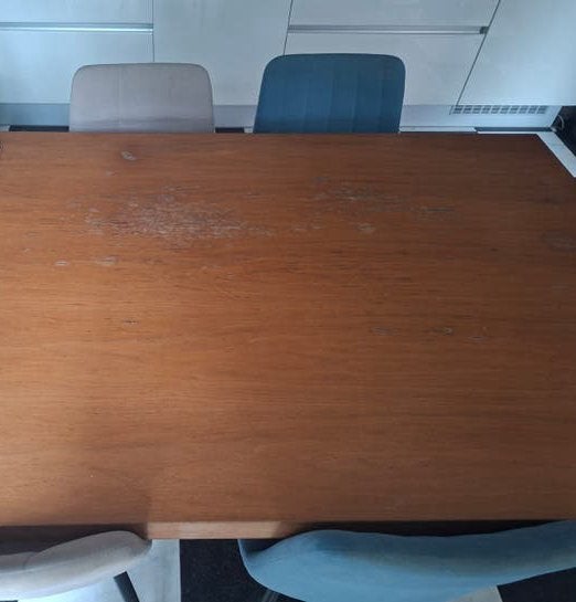 Gratis af te halen: Grote tafel 200x100cm, 10cm dik blad, Huis en Inrichting, Tafels | Eettafels, Ophalen, Gebruikt, 100 tot 150 cm