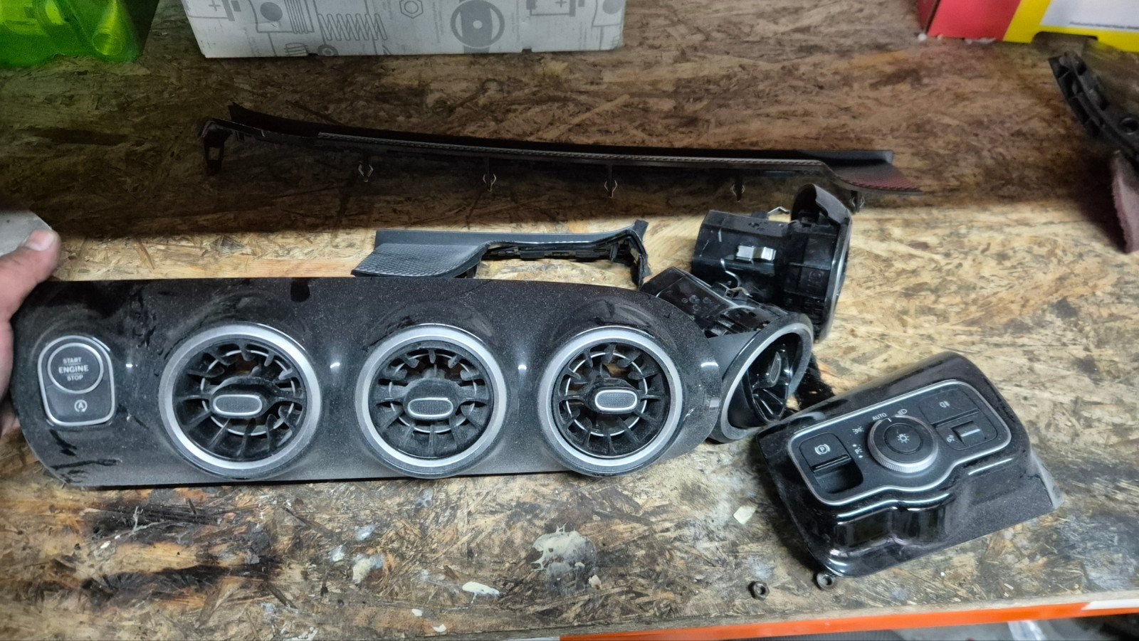mercedes a klasse dashboard lijst en luchtroosters en startk, Ophalen of Verzenden