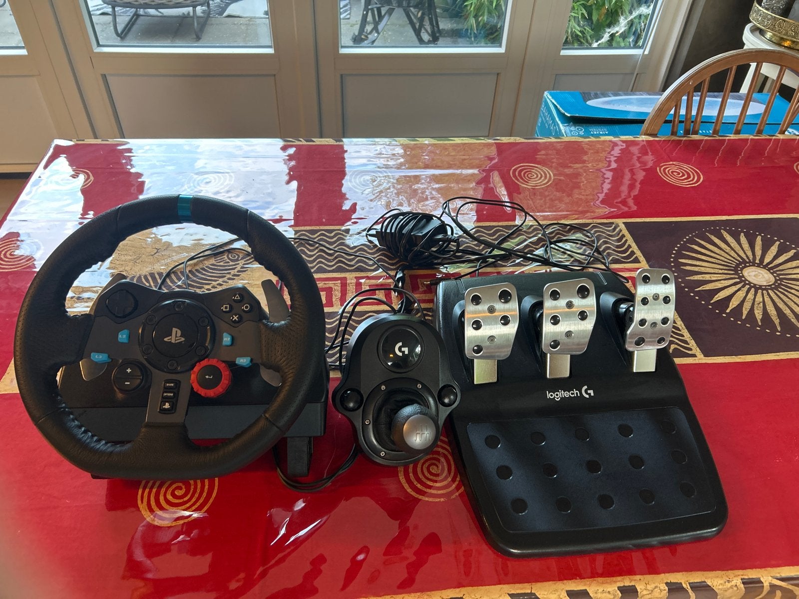 Logitech G29 racestuur met pedalen en shifter voor PlayStati, Racestuur, Force feedback, Zo goed als nieuw, Logitech