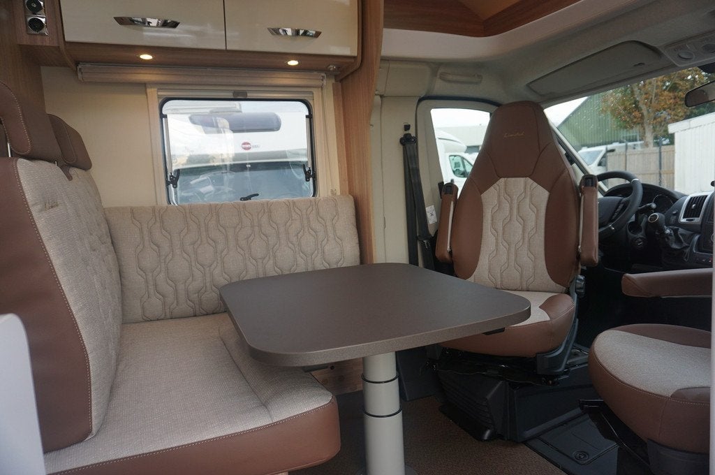 Bürstner Limited T 690 Citroen (bj 2022), Caravans en Kamperen, Campers, Overige brandstoffen, 6 tot 7 meter, Bedrijf, Handgeschakeld