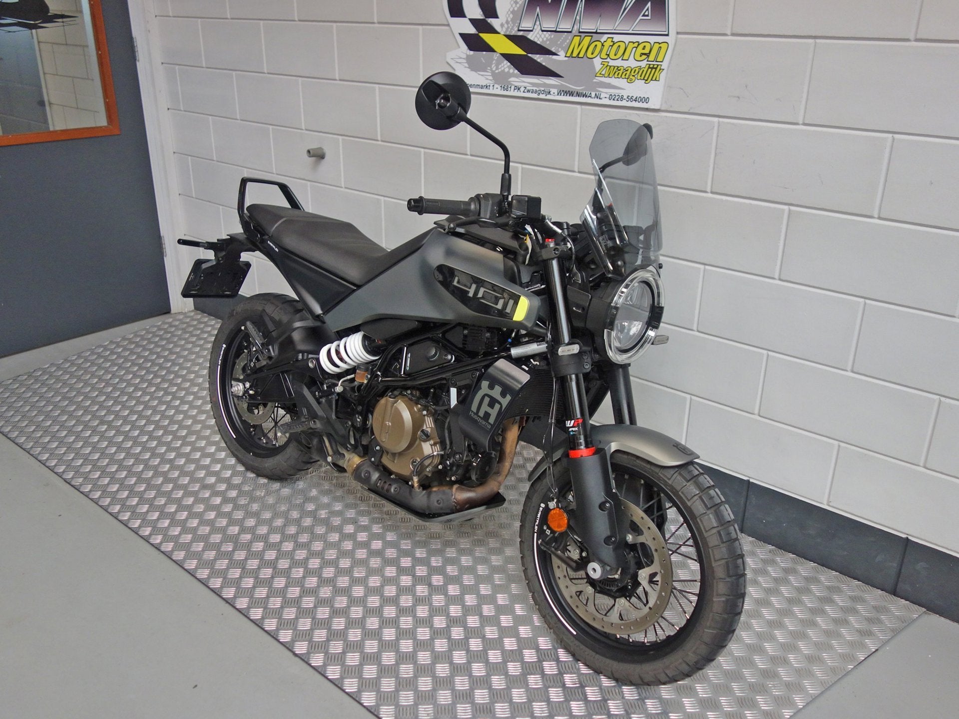Husqvarna Svartpilen 401, 399 cc, ABS, Handgeschakeld, 12 t/m 35 kW