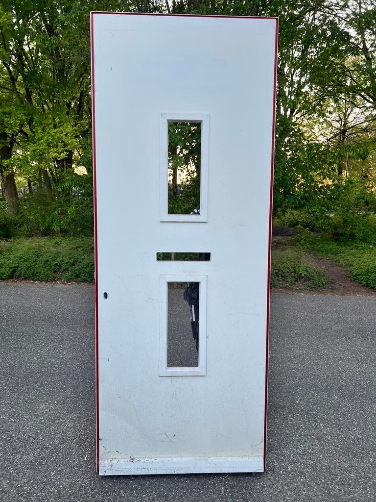 Nieuwe moderne deur te koop /rechtsdraaiend/, Doe-het-zelf en Verbouw, Deuren en Horren, Zo goed als nieuw, Binnendeur, 200 tot 215 cm