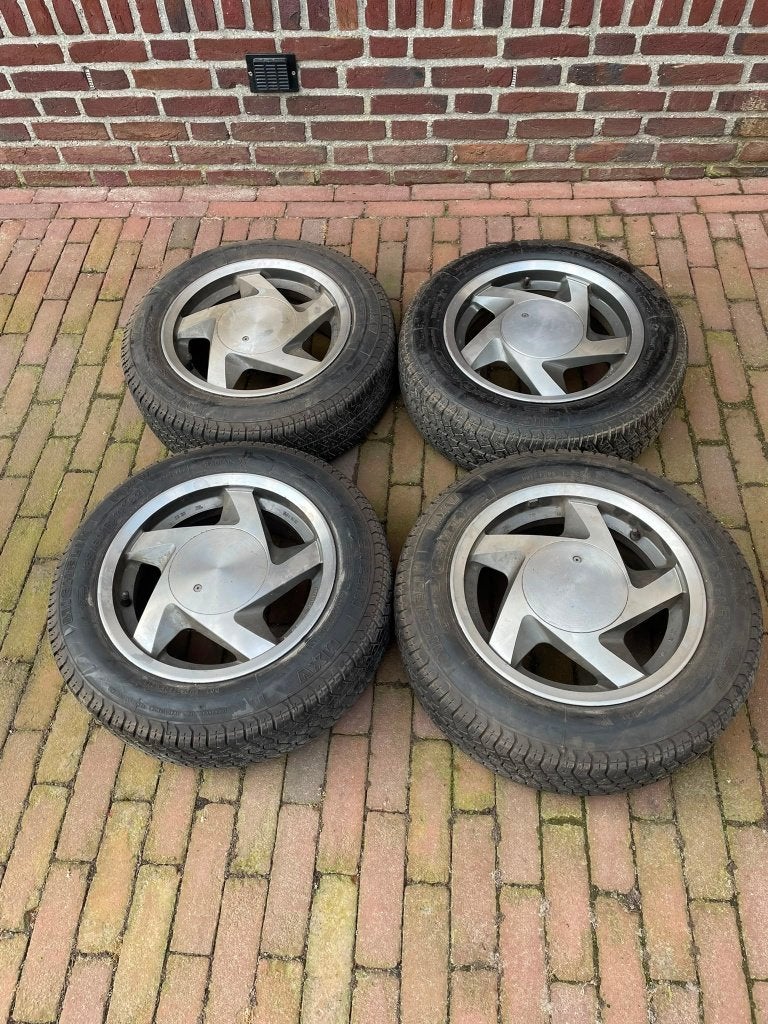 Momo lichtmetalen velgen 14 inch, Ophalen, Gebruikt