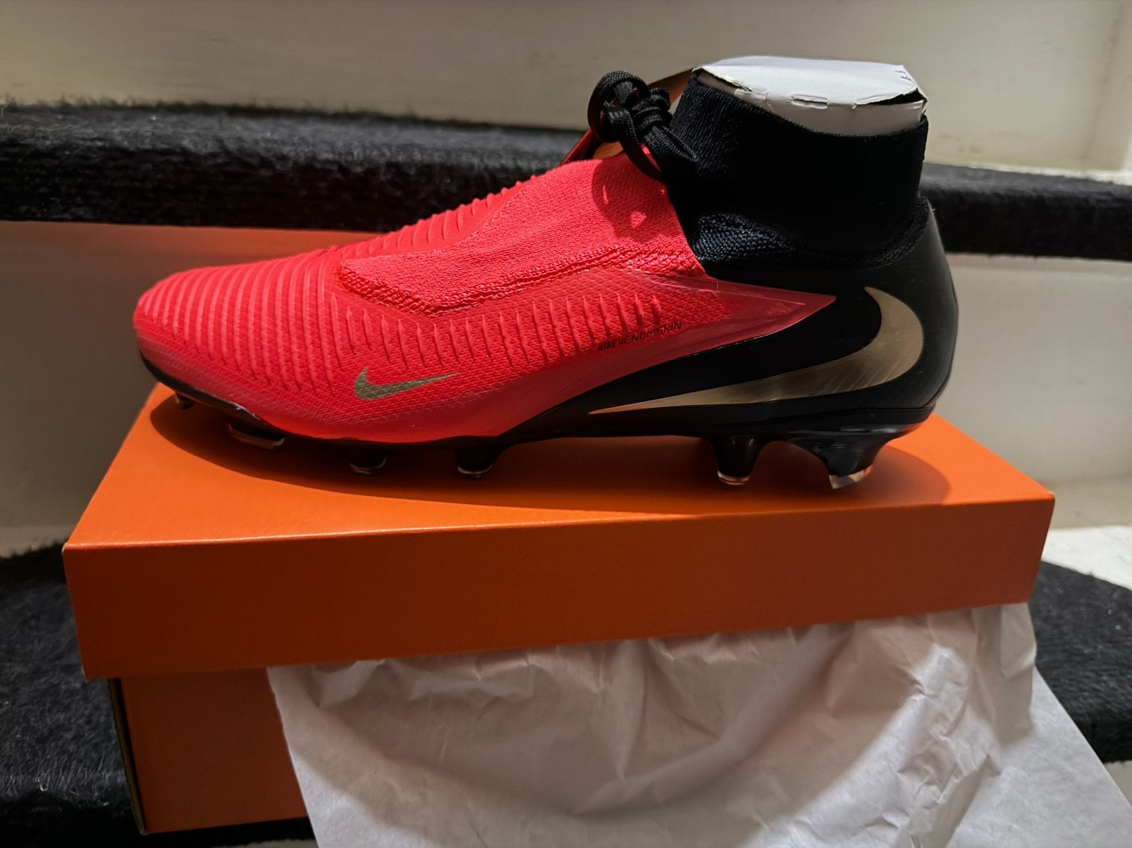 Nike Phantom 6 high Pro FG Nieuw!, Maat XS of kleiner, Ophalen of Verzenden, Nieuw, Schoenen