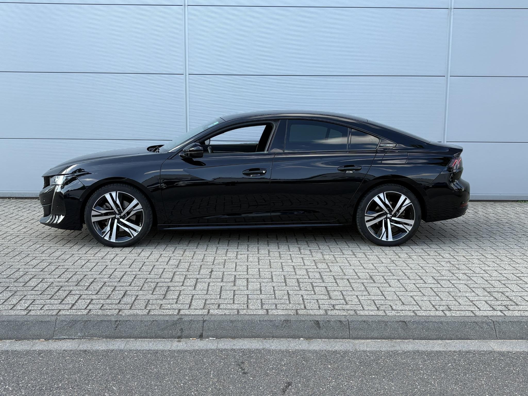 Peugeot 508 1.6 HYbrid GT | Adaptieve Cruise Control | Camer, Gebruikt, Euro 6, 4 cilinders, Leder en Stof