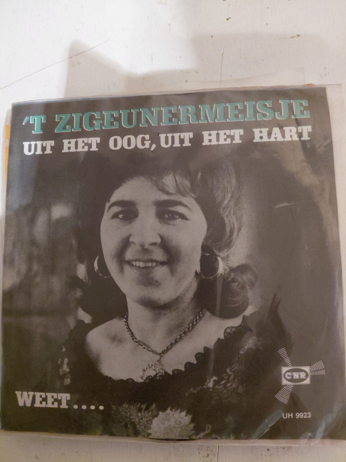 T Zigeunermeisje - Uit Het Oog, Uit Het Hart - Vinyl Single, Cd's en Dvd's, Vinyl Singles, Gebruikt, 7 inch, Ophalen of Verzenden