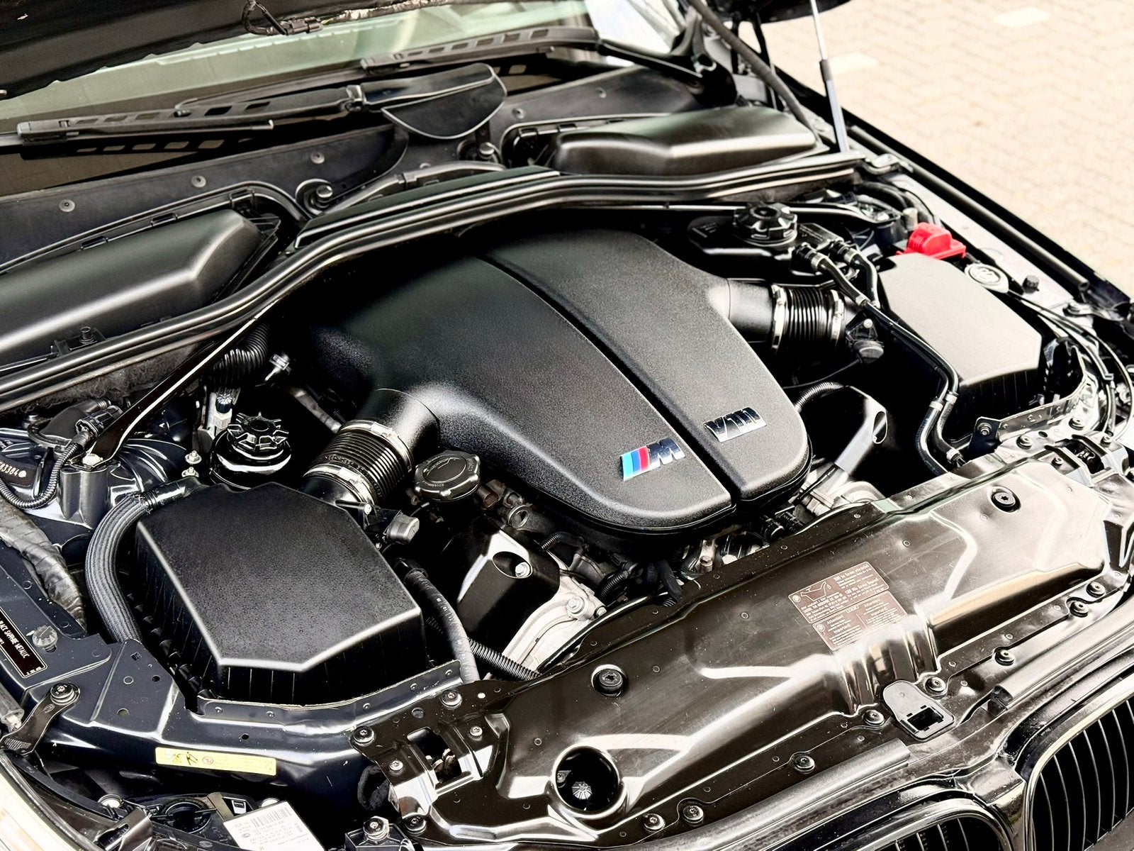 BMW E60 M5 V10 | Enthusiast Masterpiece | SMG & Lagers Nieuw, Automaat, Achterwielaandrijving, Zwart, 507 pk