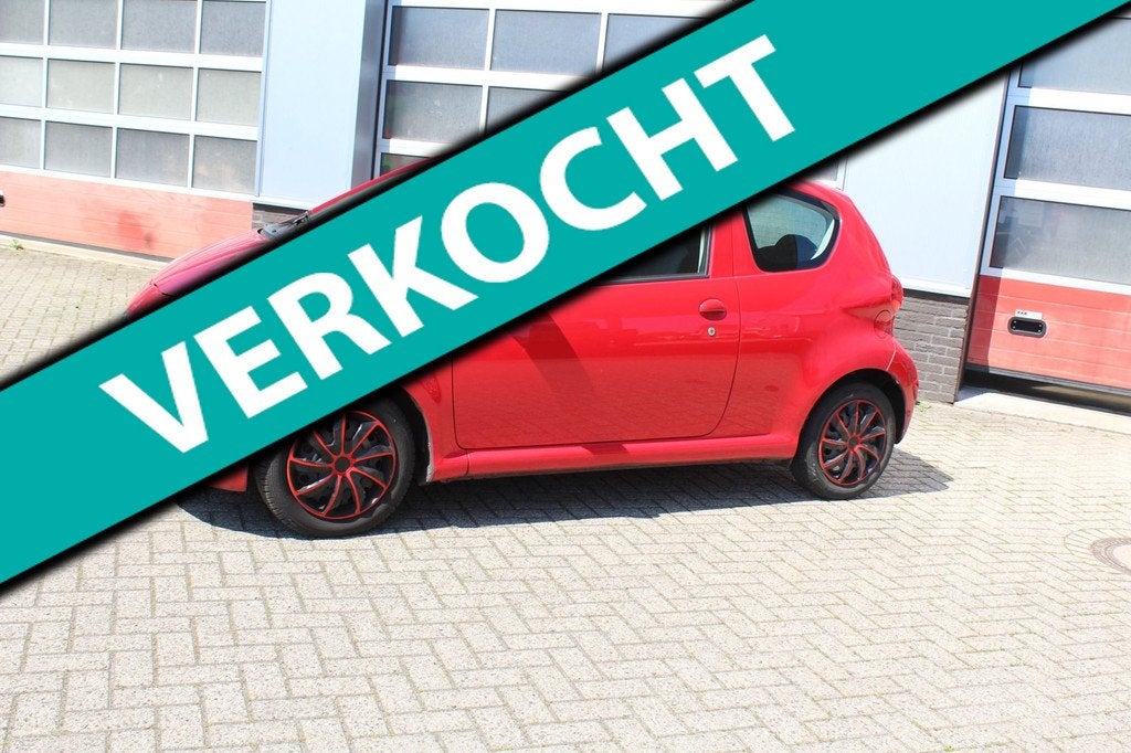 Toyota Aygo 1.0-12V, Voorwielaandrijving, Stof, Zwart, 4 stoelen