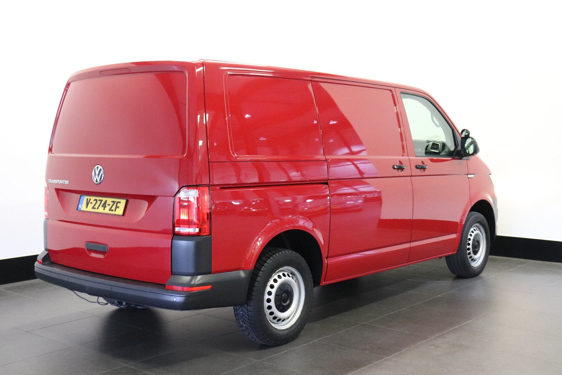 Volkswagen Transporter 2.0 TDI 150PK EURO 6 - Airco - Cruise, Stof, Gebruikt, 4 cilinders, 150 pk
