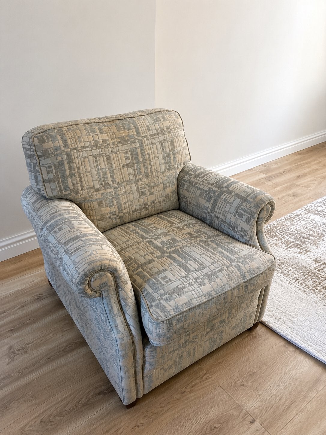 Comfortabele fauteuil met patroon, Ophalen of Verzenden, Gebruikt, Stof, 75 tot 100 cm