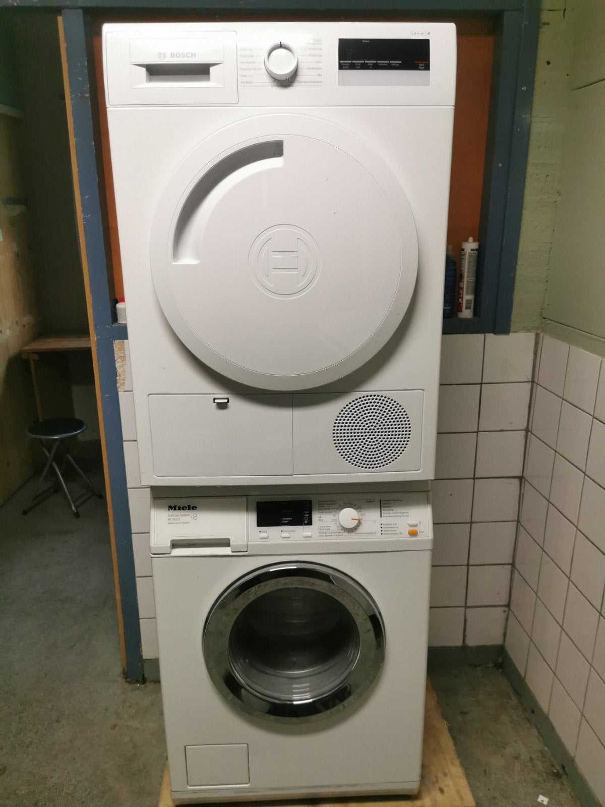 .Complete set van een Bosch Serie 4 wasdroger Vrijstaand was, Witgoed en Apparatuur, 6 tot 8 kg, Ophalen of Verzenden, Gebruikt