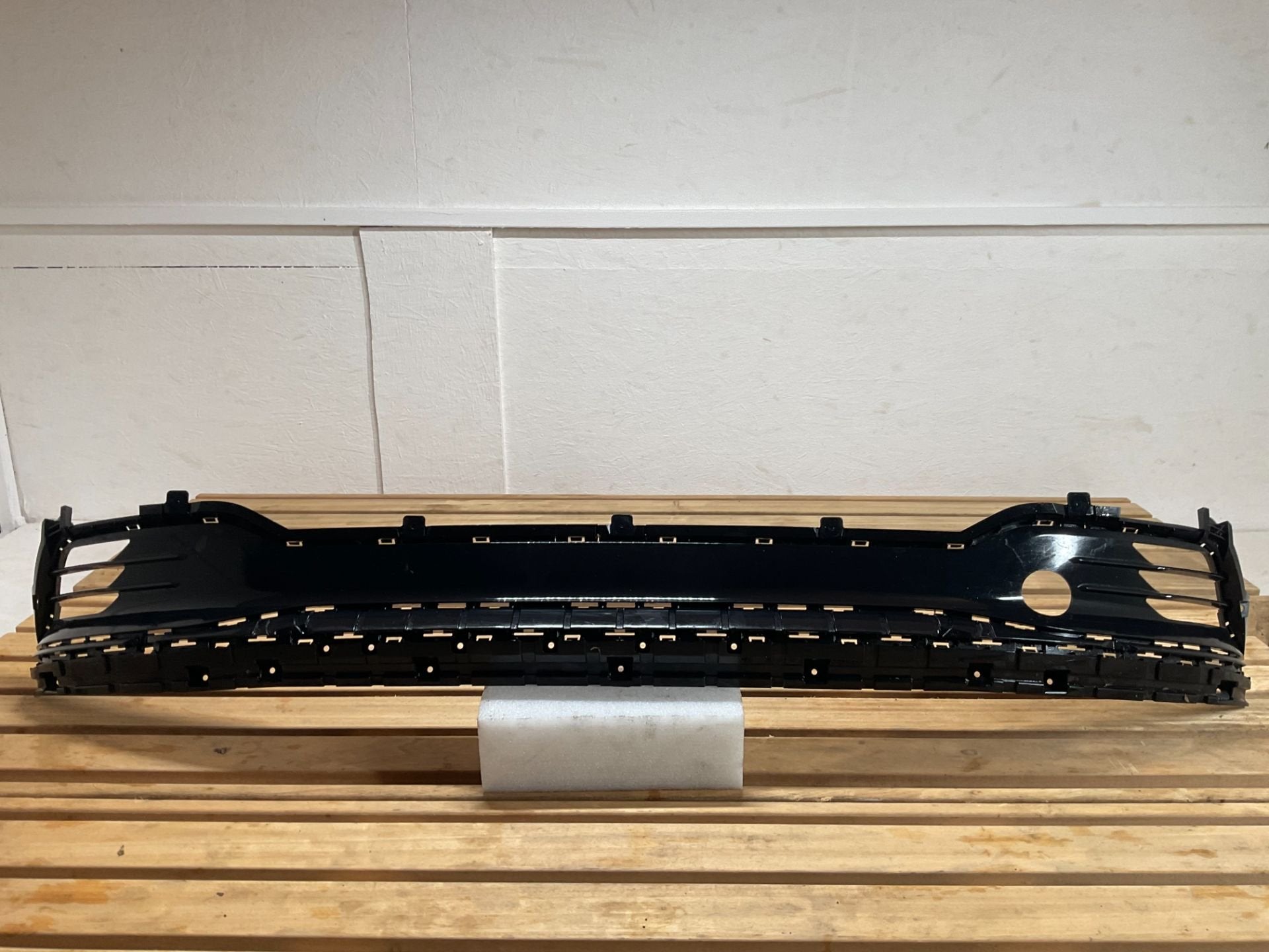 Achterbumper Diffuser MG MG4 EV 2022 P11610875 MG-067, Gebruikt, Ophalen of Verzenden, Bumper, SAIC Motor UK Technical Centre Limited