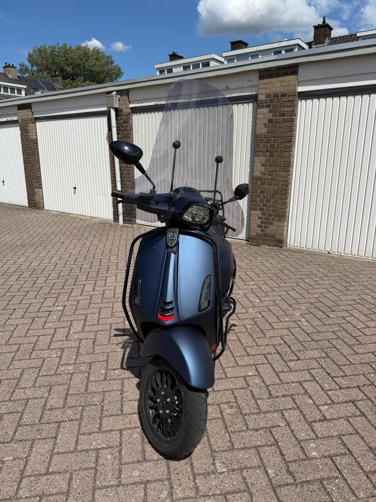 Vespa Sprint 50 4T mat blauw | 2020 | 8.939 km | 45 km/u, Fietsen en Brommers, Ophalen, Gebruikt, Overige modellen, Maximaal 45 km/u