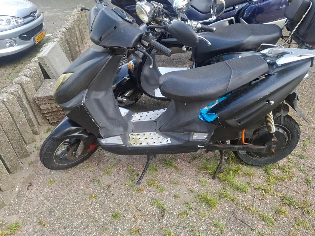 Zwarte scooter, Ophalen, Gebruikt, Overige typen, Overige merken