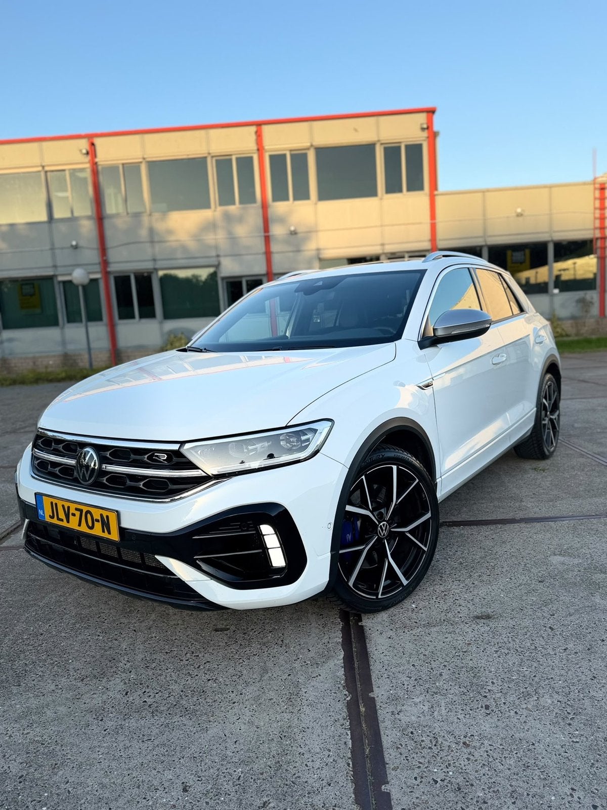 Volkswagen T-Roc 2.0 TSI 300pk 4Motion 7-DSG 2022 Wit, Automaat, 1984 cc, Alcantara, Wit