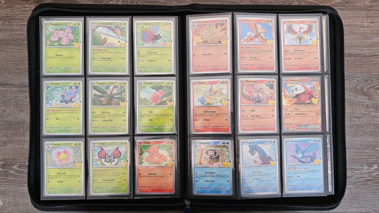 30th Anniversary Complete Base set 128/128, Ophalen of Verzenden, Zo goed als nieuw, Meerdere kaarten, Foil