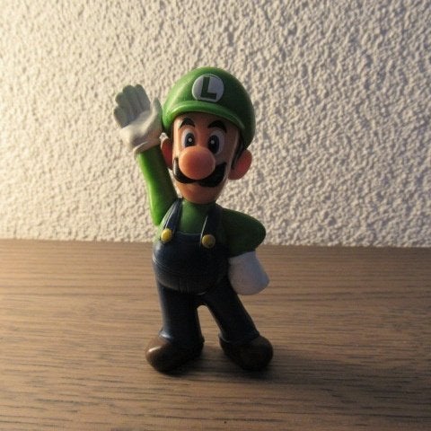 Luigi, hoogte 9cm (van Super Mario), Ophalen of Verzenden, Gebruikt