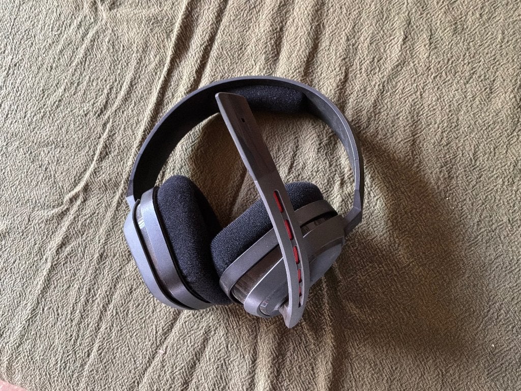 Koptelefoon voor gamen, Gaming headset, Logitech, Ophalen of Verzenden, Zo goed als nieuw