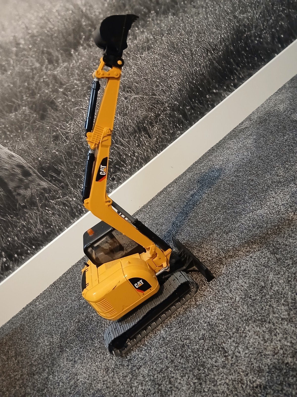 Een gloed nieuwe cat graafmachine bruder, Ophalen, Zo goed als nieuw