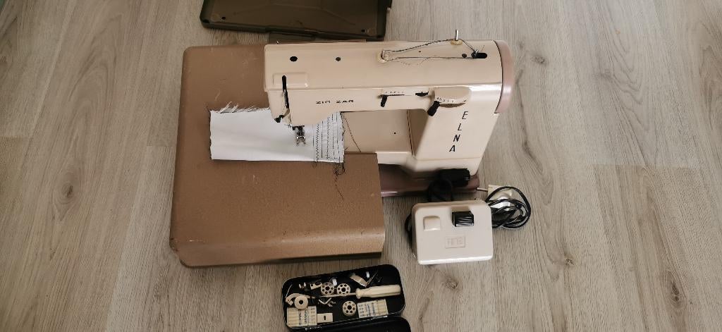 Naaimachine elna zig zag 60 Zo goed als nieuw, Hobby en Vrije tijd, Verzenden, Zo goed als nieuw, Naaimachine, Overige merken