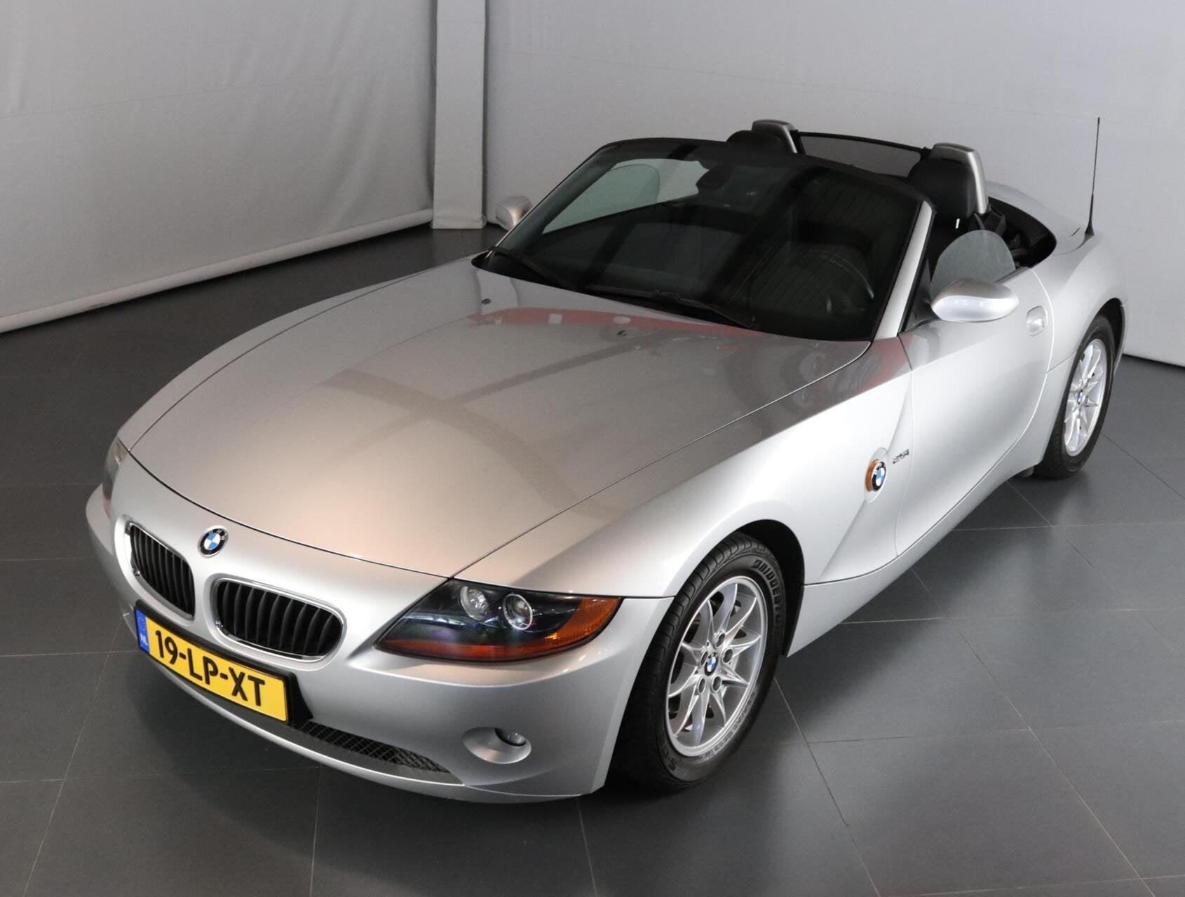 BMW Z4 Roadster 2.5i NL-auto 58dkm!, Auto's, BMW, Achterwielaandrijving, Gebruikt, Zwart, Cabriolet