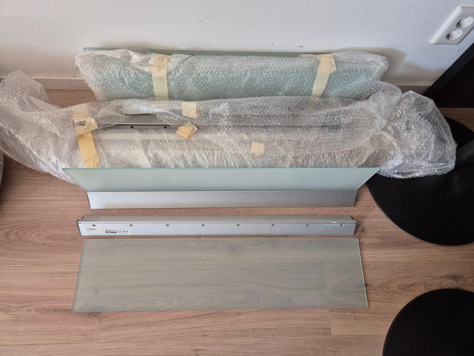 10x IKEA LJUSDAL legplanken melkglas aluminium 79 cm, Gebruikt, Ophalen of Verzenden, IKEA of Sweden AB, Box 700, SE-343 81 Älmhult, Zweden
