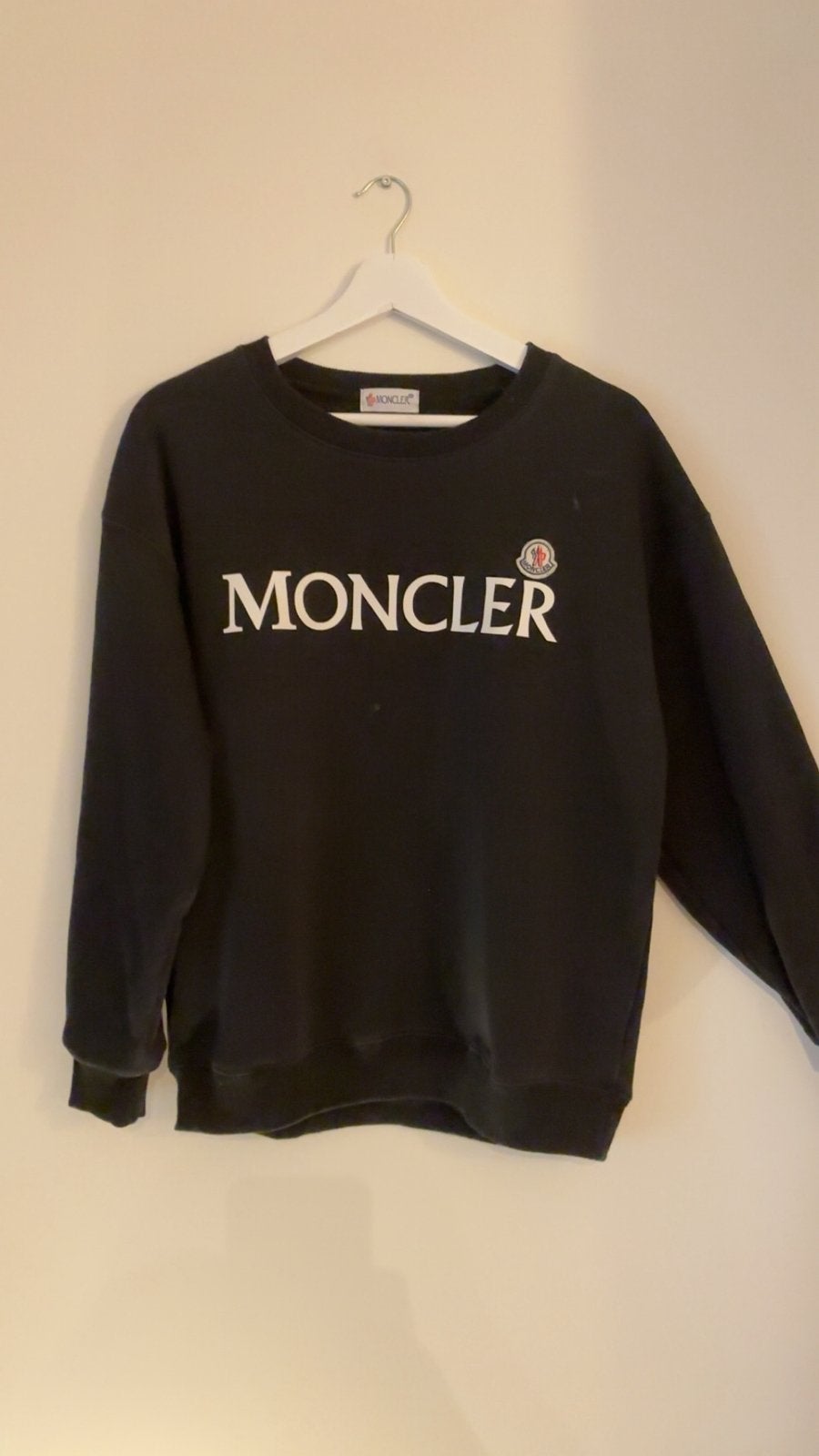 Moncler sweatee, Ophalen of Verzenden, Zo goed als nieuw, Zwart