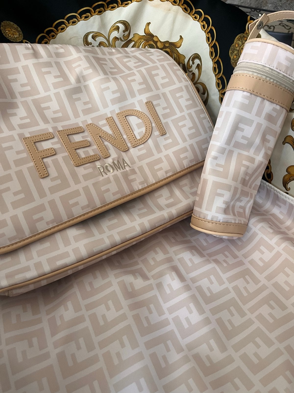 Nieuwe Fendi luiertas beige, Verzorgingstas, Overige merken, Nieuw, Ophalen of Verzenden