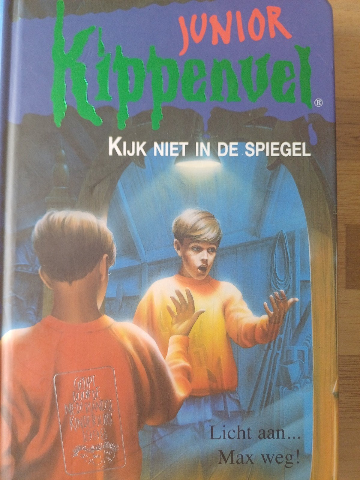 R.L. Stine - Kijk niet in de spiegel 8-10, Ophalen of Verzenden, Zo goed als nieuw, R.L. Stine